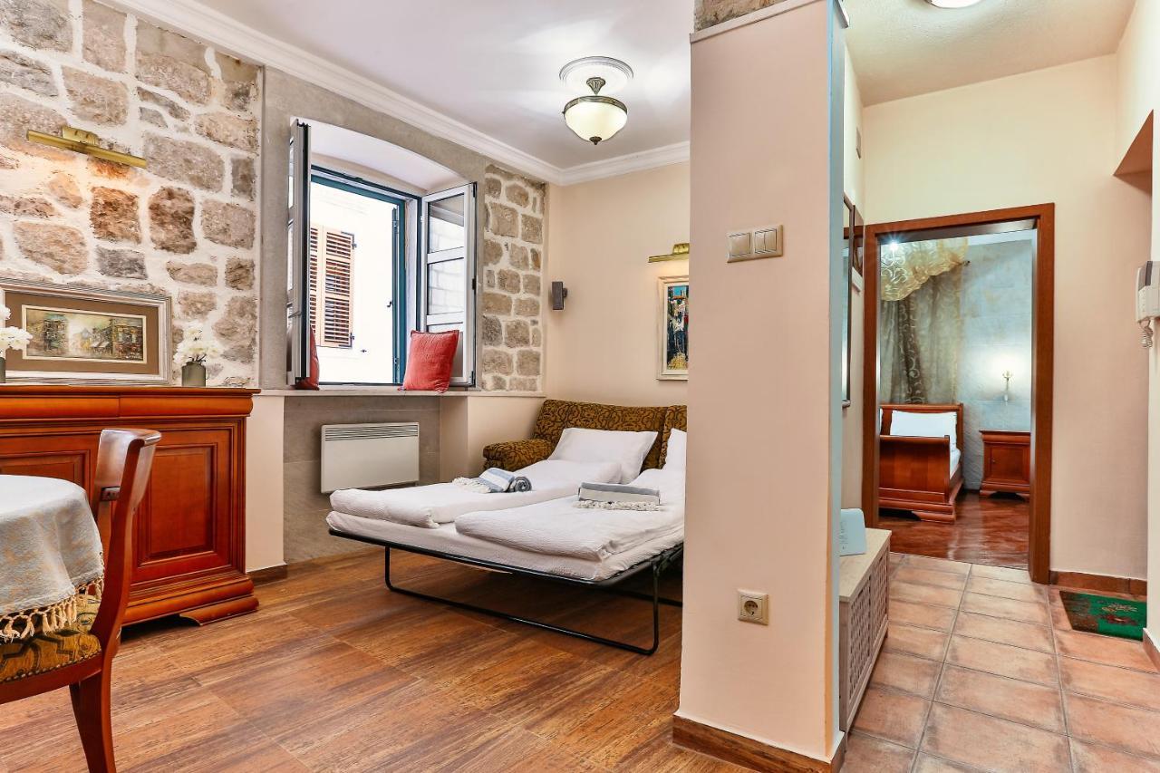 Apartman 367 コトル エクステリア 写真